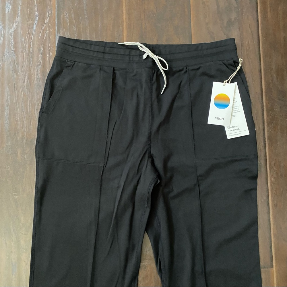 New with Tags Vuori womens Wideleg Pants With Pockets and logo Sz XL available - Picture 3 of 9
